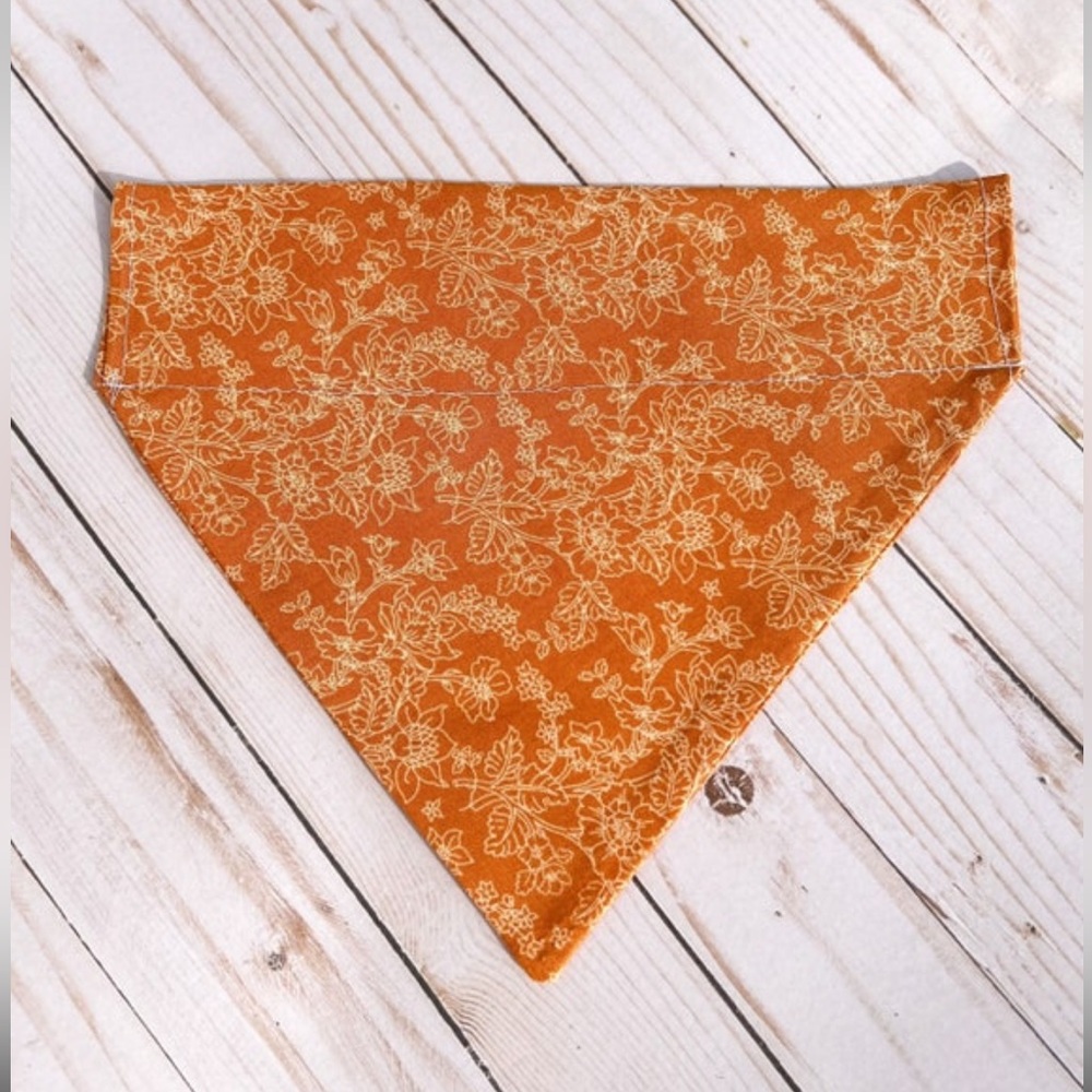 Rust dog bandana
